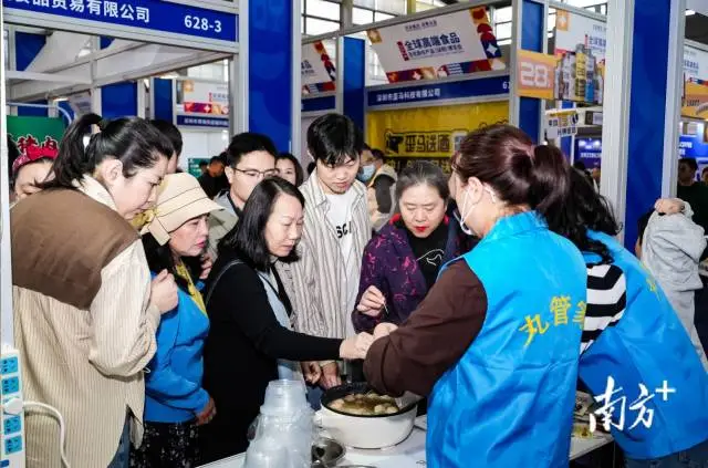 汕尾“一桌菜”惊艳亮相深圳食博会