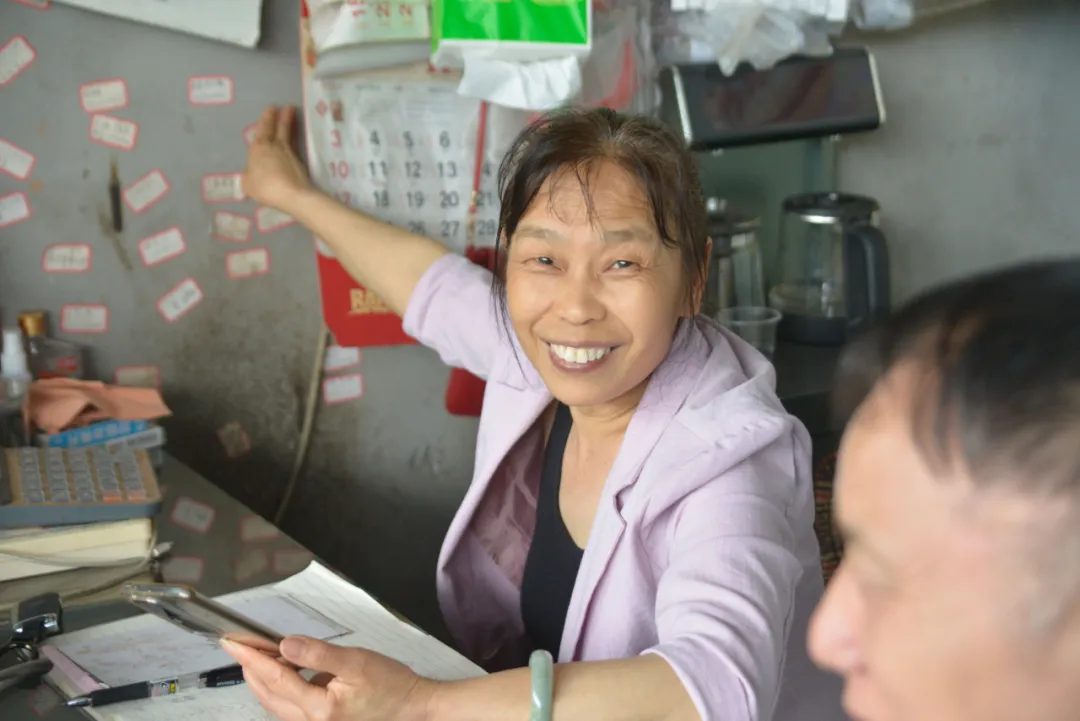 母亲节致敬百安港农产品批发市场的她们